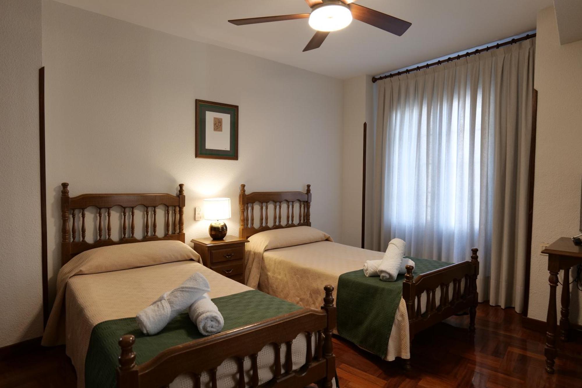 Hostal Cristina Эстелла Экстерьер фото